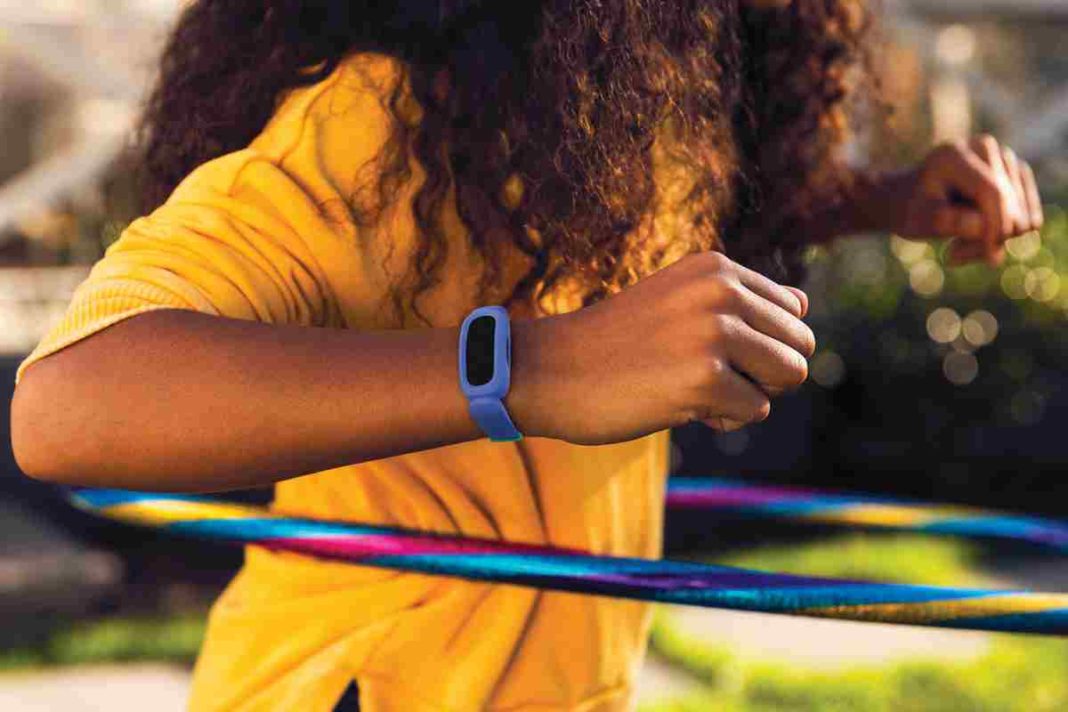 o-fitbit-ace-3-e-o-seu-mais-recente-rastreador-de-fitness-para-criancas